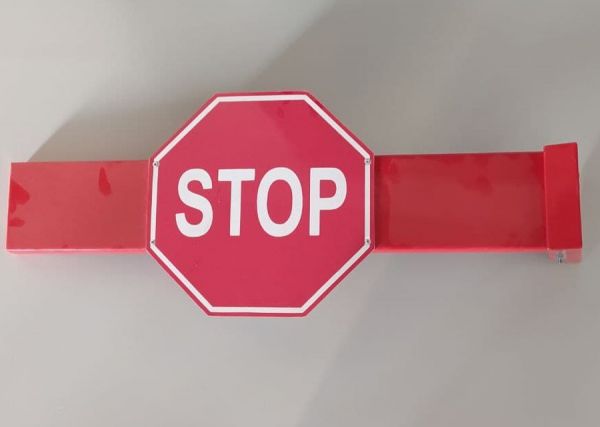 Калитка кассовая со знаком "STOP"